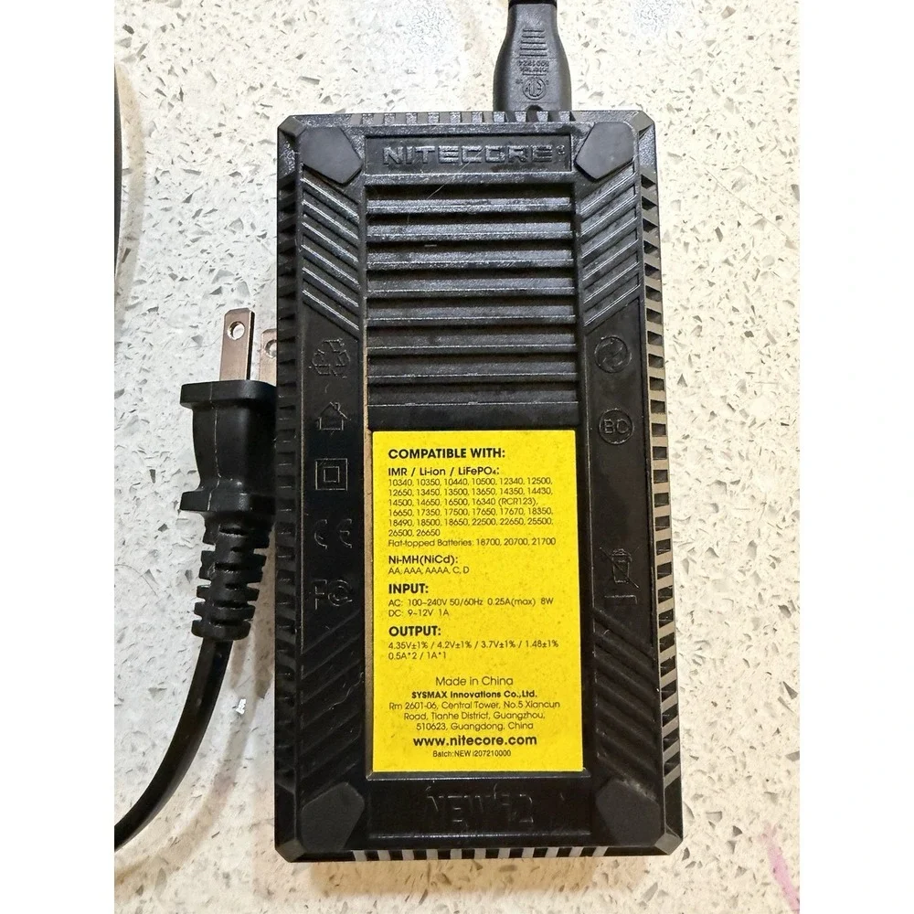 NITECORE battery charger